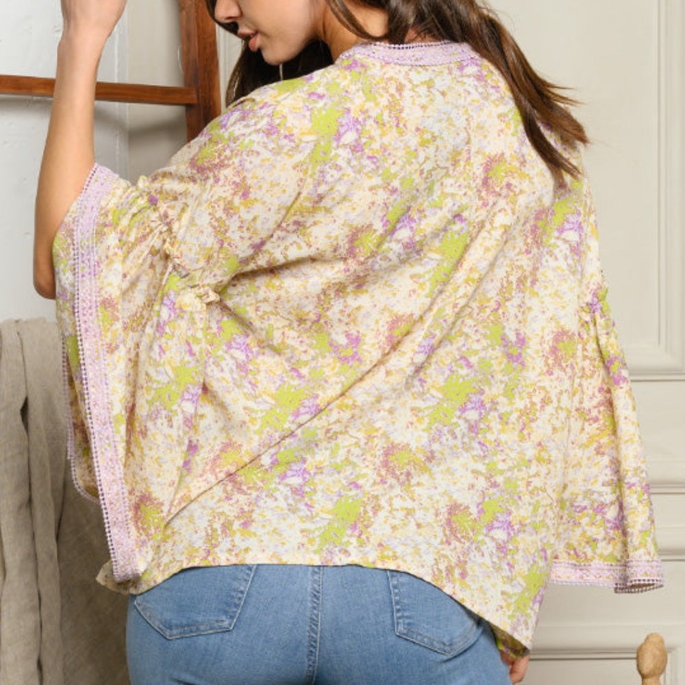 #63 BELL SLEEVE OPEN FLORAL CARDIGAN - Picture 3 of 4